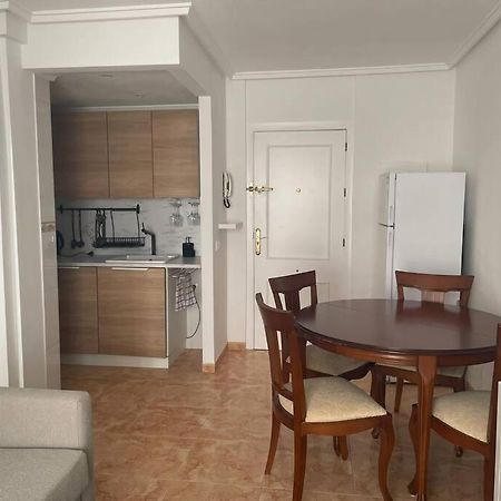 Cozy Apartment 5 Mins To Beach Торрев'єха Екстер'єр фото