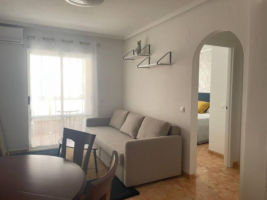 Cozy Apartment 5 Mins To Beach Торрев'єха Екстер'єр фото
