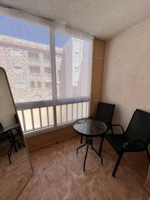 Cozy Apartment 5 Mins To Beach Торрев'єха Екстер'єр фото
